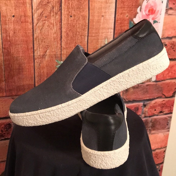 Joseph Abboud slipped on Casual - Picture 10 of 17